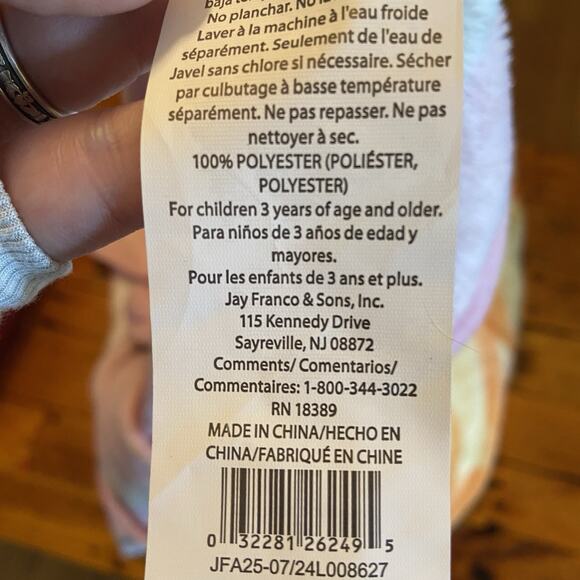 BLUEY Kids 62" x 90" Soft & Cozy Blanket *Fits Twin & Full Beds* Pink Stripes - Picture 4 of 4